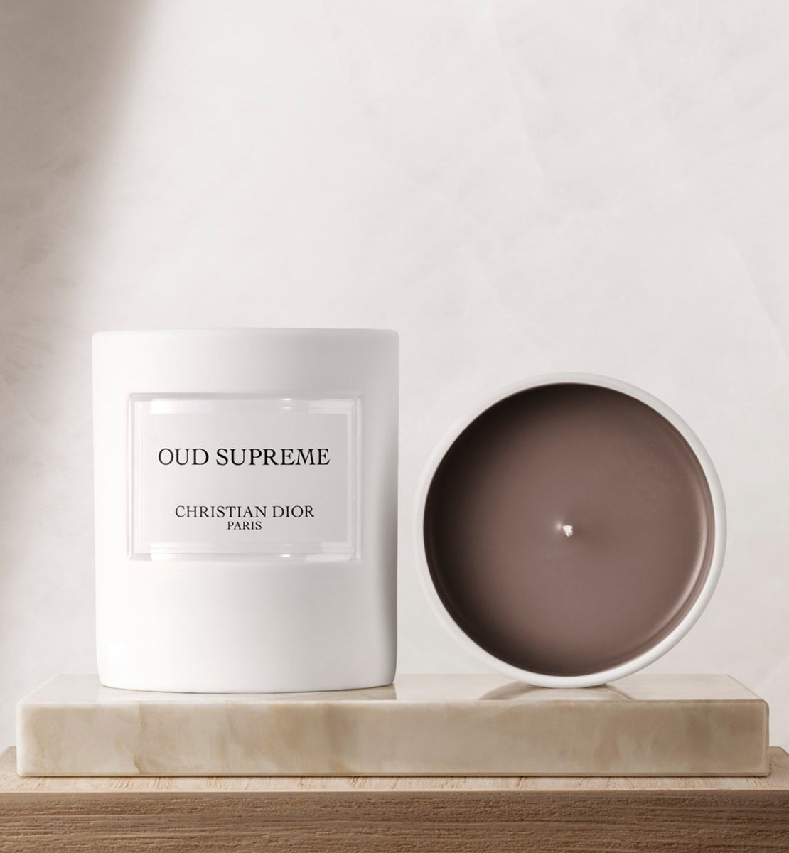 Dior - Oud Suprême Scented Candle